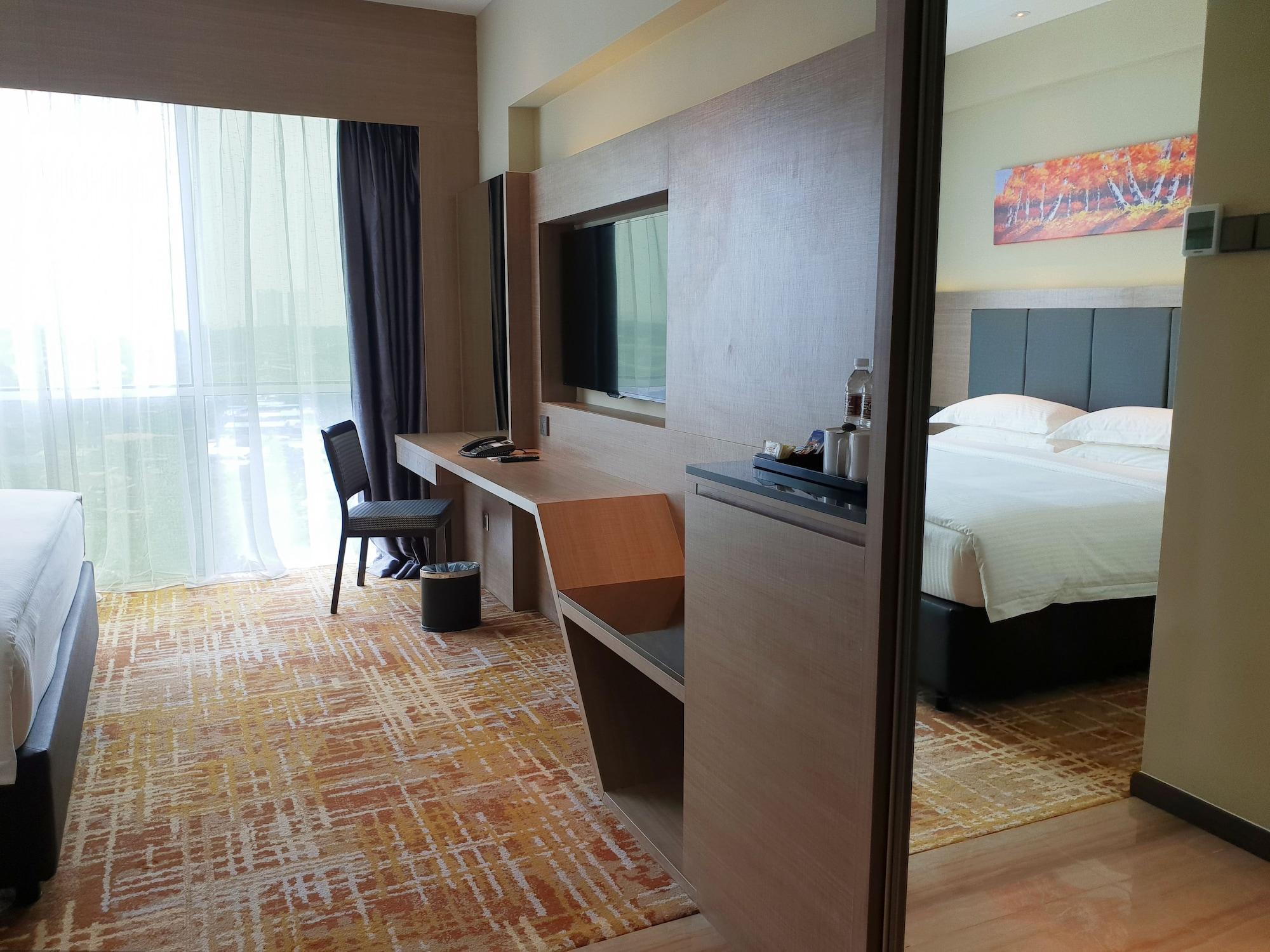 Ksl Hot Spring Resort 4*