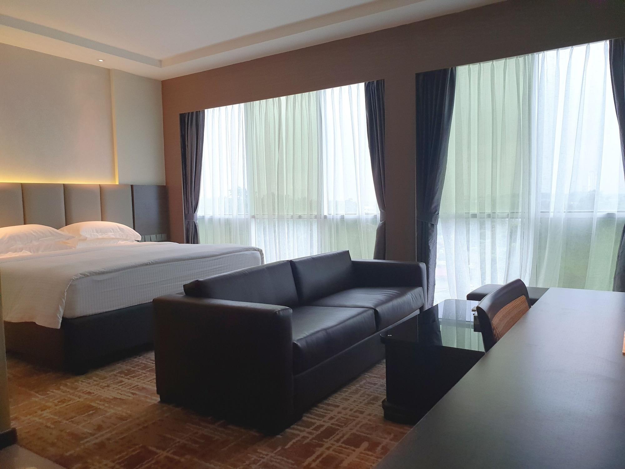 Ksl Hot Spring Resort 4*